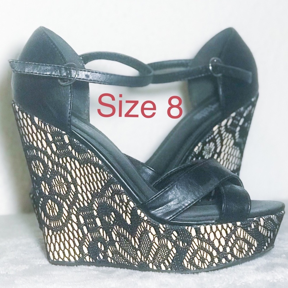 Laced Wedge